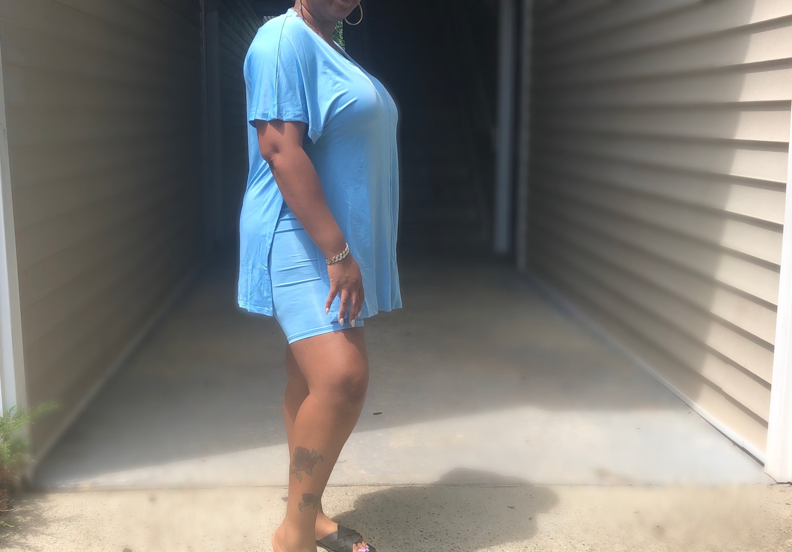 The “fun in the sun” set (sky blue)